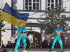 \"\"